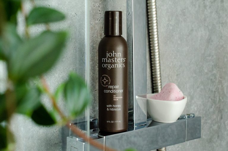 John Masters Organic Honey & Hibiscus Shampoo & Conditioner review